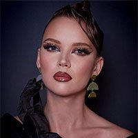 Неля Ринатовна