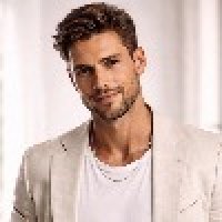 Александр Волков