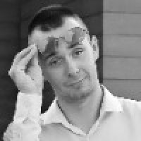 Даниил Белый